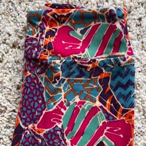 • Lularoe S/M Kids Leggings •